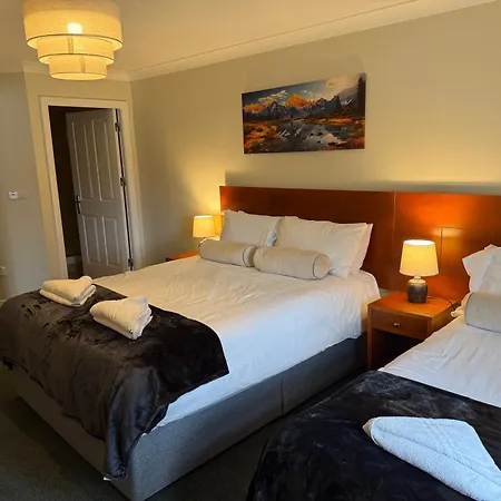 36 Flesk River 公寓 *